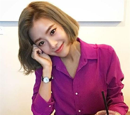 2025春季发型女 女生发型图片大全图片