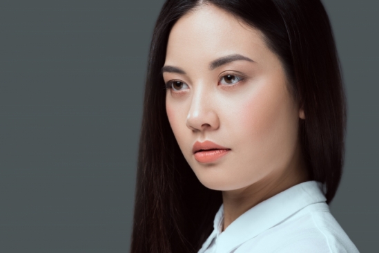 2025流行发型女中长发