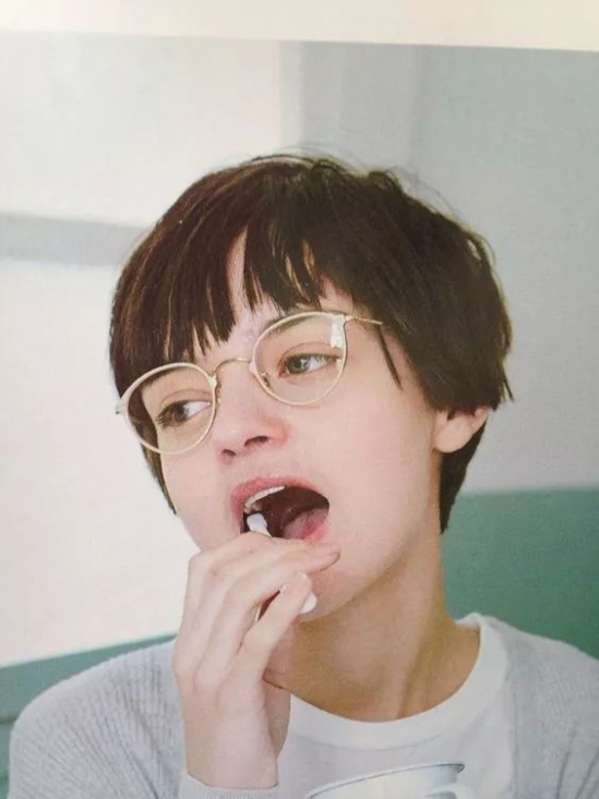 今年秋冬流行什么女生发型 2025秋冬流行发型女