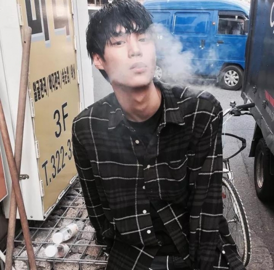 男生秋冬剪什么发型好看 男生秋冬韩式发型短发