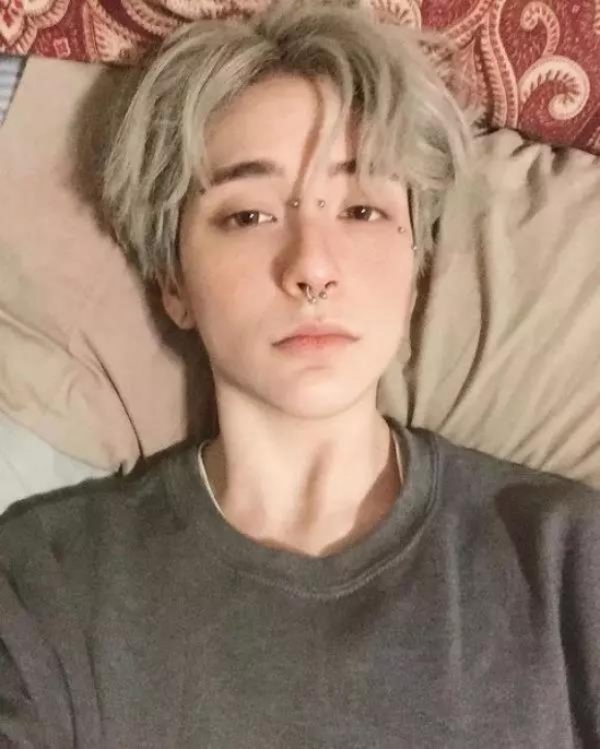 男生秋冬剪什么发型好看 男生秋冬韩式发型短发