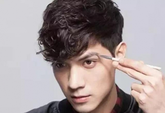 男生的眉毛怎么修好看 男生怎么修眉毛好看图解