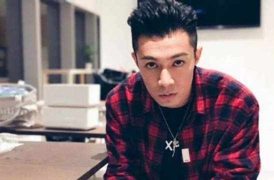 2025男生流行发型