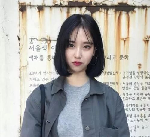 显脸小的女生发型