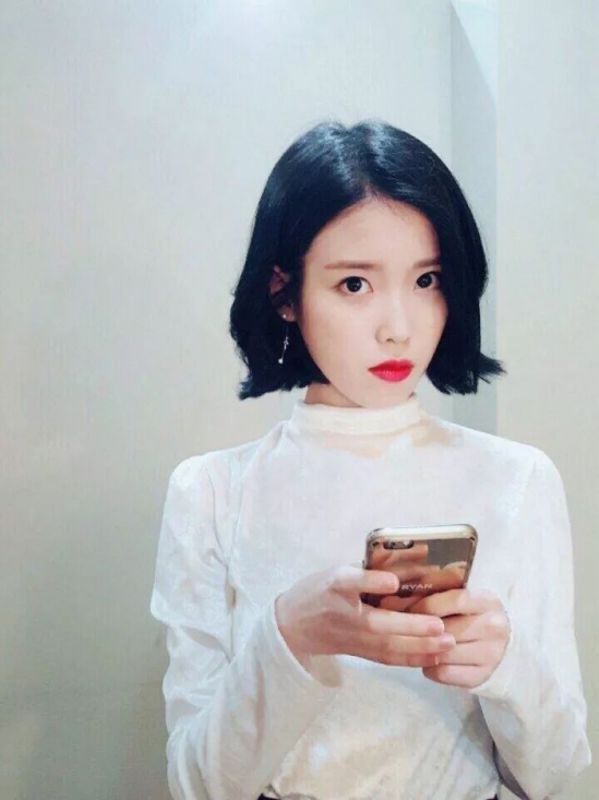 20岁女剪什么发型好看