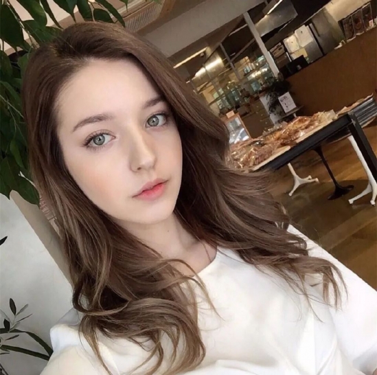 卷发怎么弄不显老