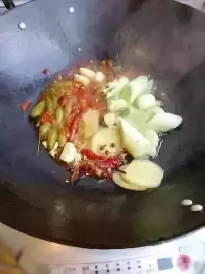如何在家做酸菜鱼