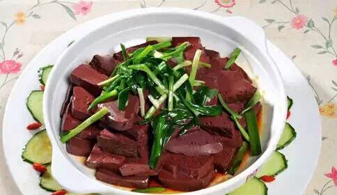 熬夜后吃什么食物排毒