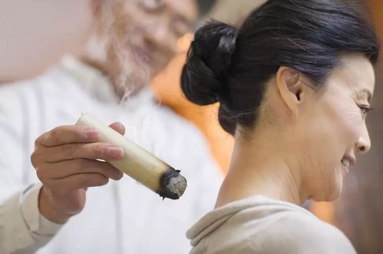 三伏天艾灸的好处与功效