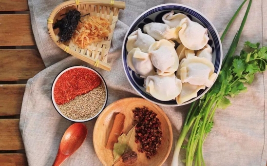 酸汤水饺的做法