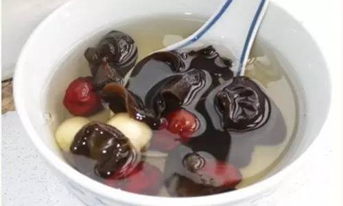 吃什么胸才能变大呢