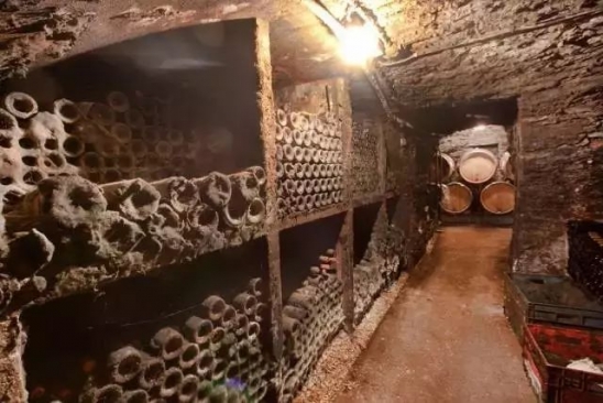 酒塞发霉酒还能喝吗