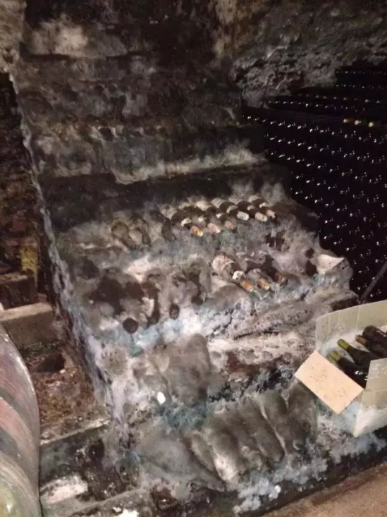 酒塞发霉酒还能喝吗