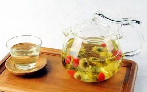 夏季用什么泡水喝好