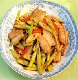 冬笋炒五花肉的做法