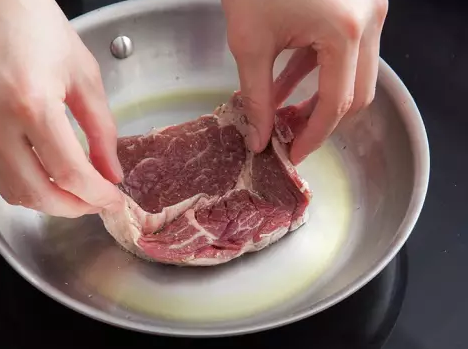 肉眼牛排几分熟最好吃 肉眼牛排煎多久