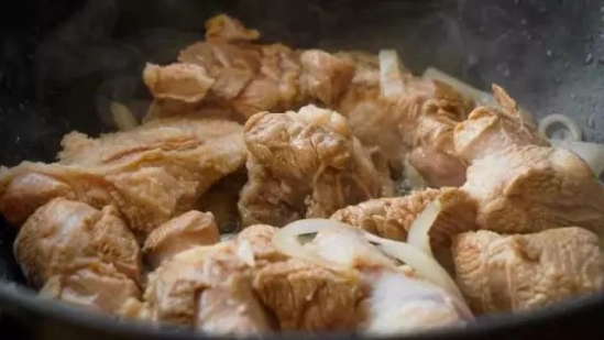 羊肉抓饭怎么做