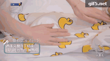 宝宝胀气怎么办 宝宝排气操动作介绍
