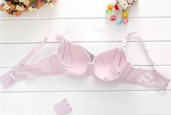 生理期乳房胀痛怎么缓解