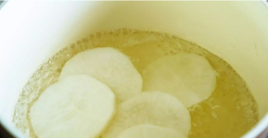 宝宝粥辅食的做法大全 萝卜芦笋鸡肉粥做法介绍