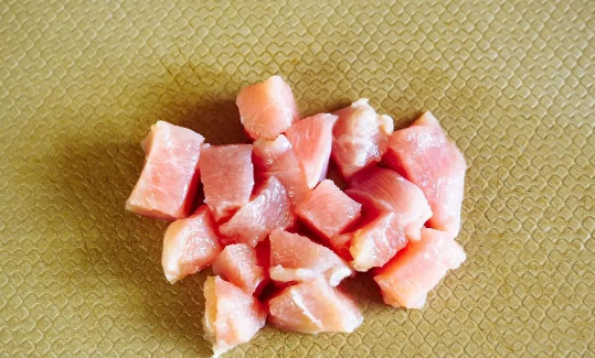 宝宝粥辅食的做法大全 萝卜芦笋鸡肉粥做法介绍