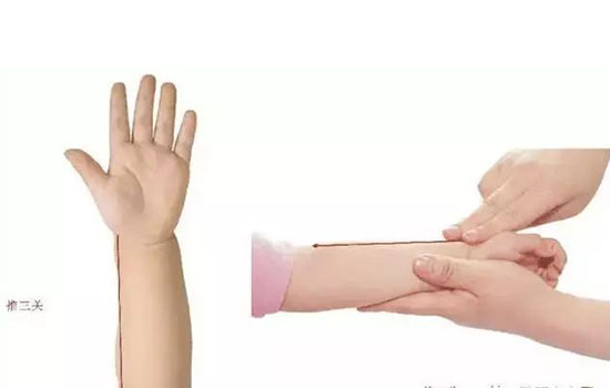小孩呕吐推拿手法图 小孩呕吐推拿按摩手法