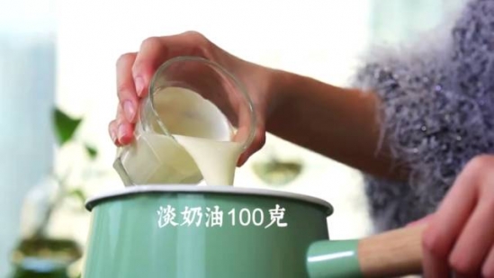 椰丝牛奶小方块的做法 宝宝最爱吃的甜品做法