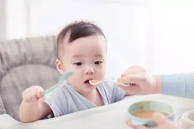 母乳喂养期间不能吃什么