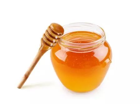 宝宝多大可以喝蜂蜜 蜂蜜真的能止小孩咳嗽吗