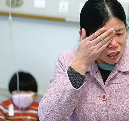 孩子烫伤怎么处理 这些急救措施妈妈们要知道