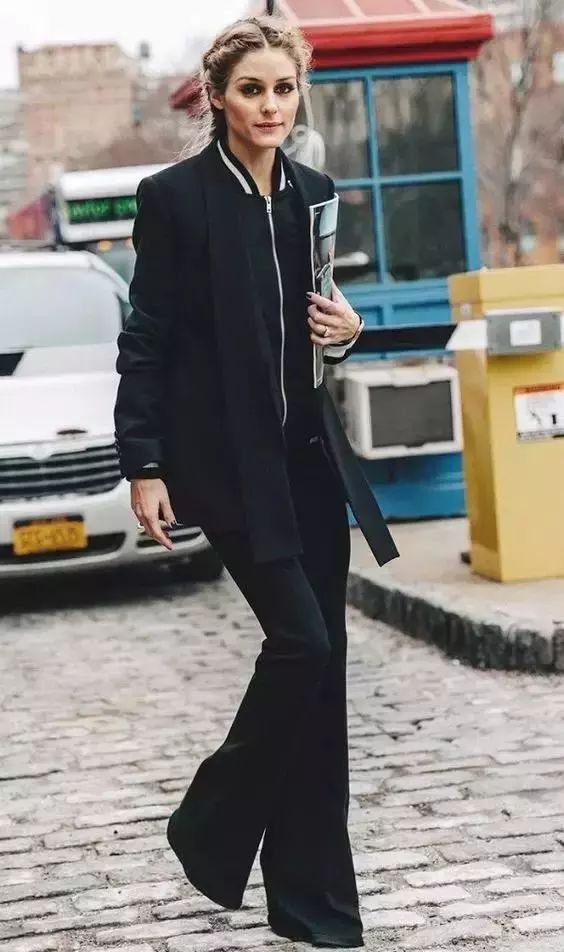 女士喇叭裤搭配图片