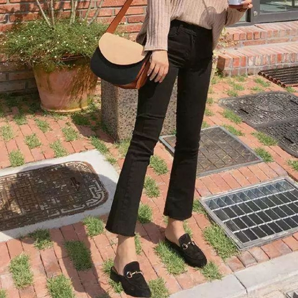春季女士小脚裤搭配图片