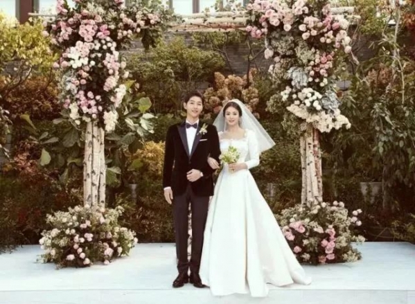 2025婚纱流行趋势