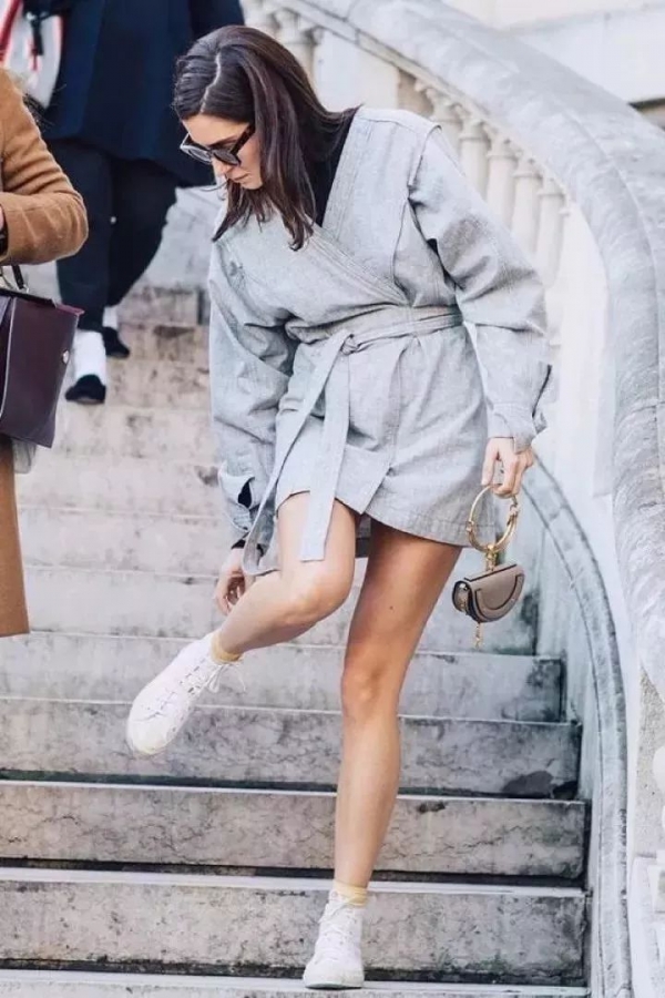 2025春夏流行色服装