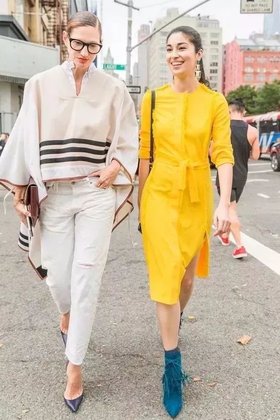 2025春夏流行色服装