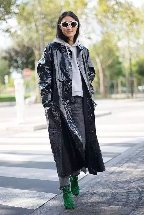 2025卫衣搭配女