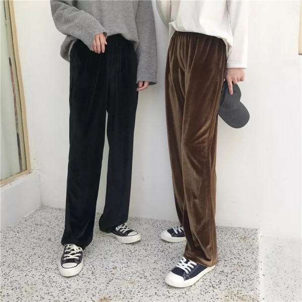 卫衣与阔腿裤如何搭配