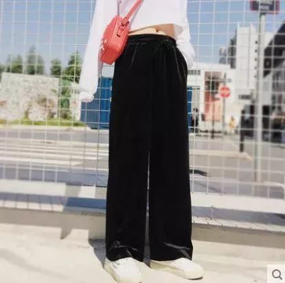 卫衣与阔腿裤如何搭配