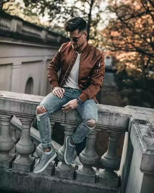 男士飞行夹克怎么搭配