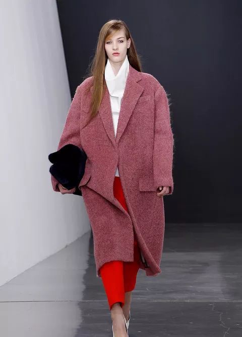 矮个子怎么穿衣服