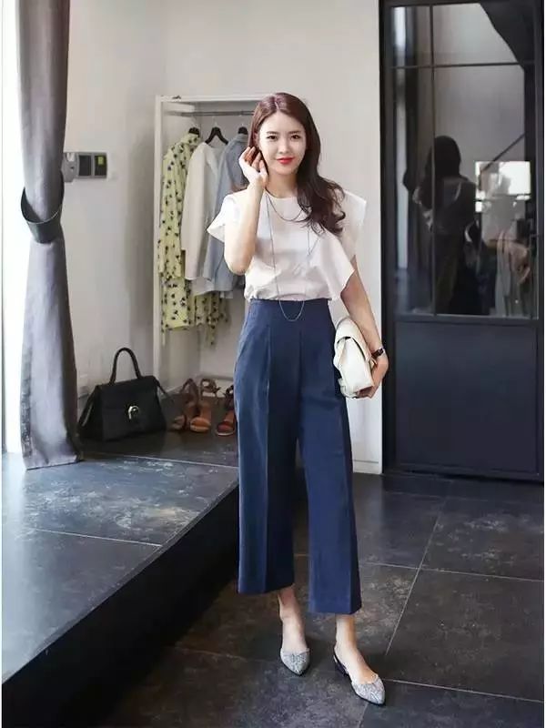 女人什么鞋子好搭配衣服