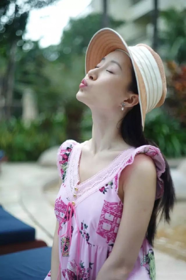 女明星的穿搭图片