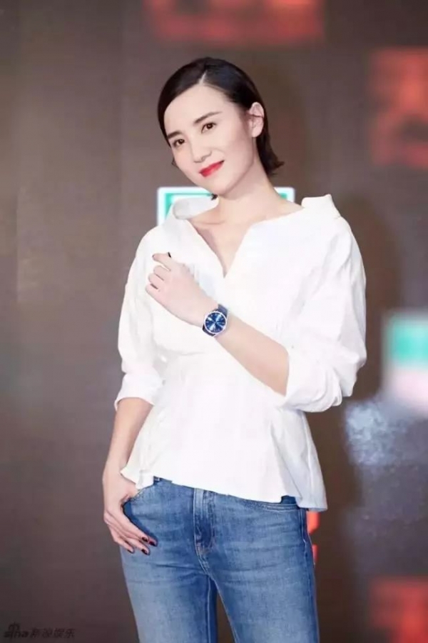 25岁后女生怎么穿衣服
