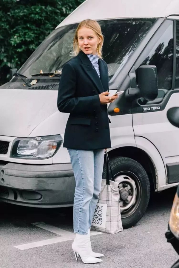 西装牛仔裤搭配女 西装牛仔裤这样搭好看极了