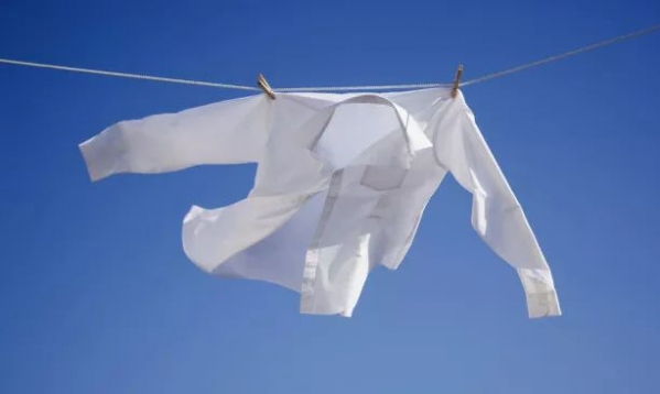 发黄的白衣服怎么洗