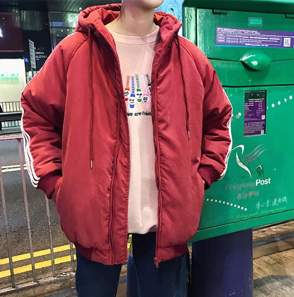 男粉色卫衣配什么外套  粉色卫衣搭配什么外套男