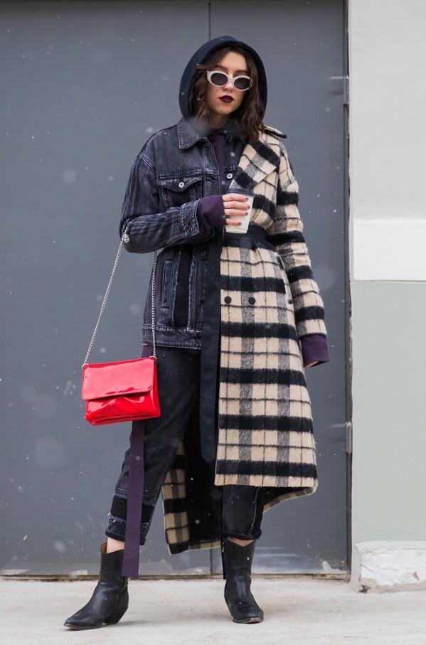 中国红女装 大红色衣服