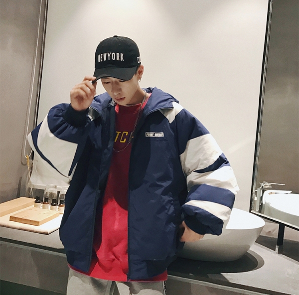 男红色卫衣搭配 男士红色卫衣怎么搭配