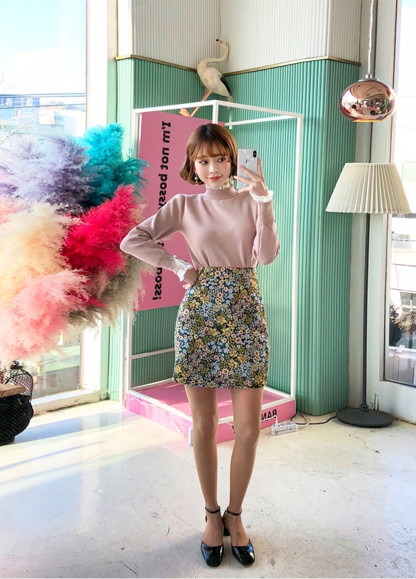 碎花短裙怎么搭配 碎花短裙美女图片
