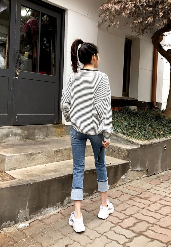 黑白横条纹上衣搭配 黑白横条纹针织衫搭配
